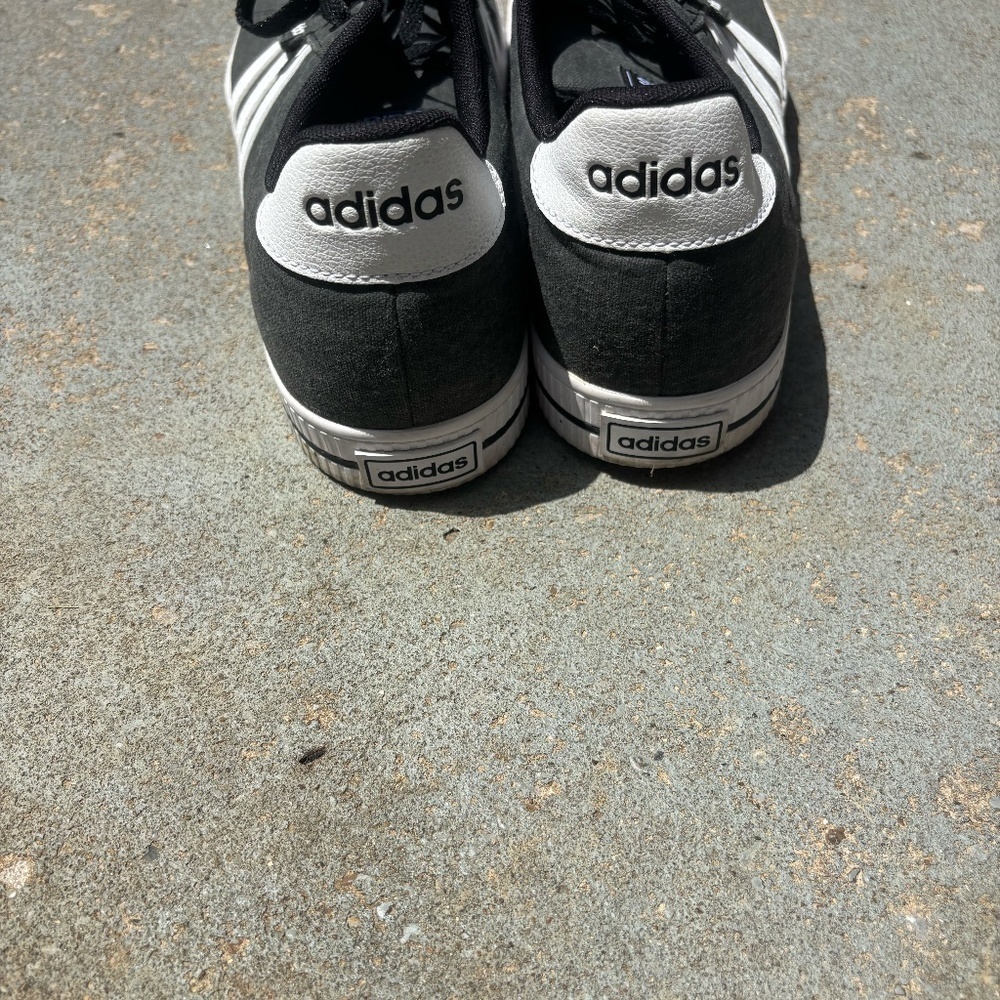 Adidas Daily Men's Shoes - Picture 4 of 5